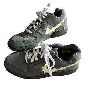 Nike Delta Force Retro Gray with White Swoosh Sneakers Size 6.5 Youth